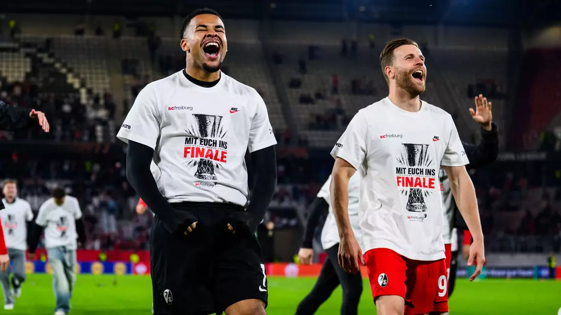 Möchten auch nach dem Endspiel wieder jubeln: Noah Atubolu (l) und Lucas Höler (r). (Archivbild) - Bild: Tom Weller/dpa