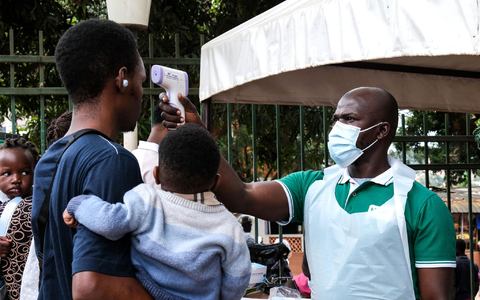 Noch gibt es keinen Impfstoff für die seltene Ebola-Variante. - Foto: Hajarah Nalwadda/AP/dpa