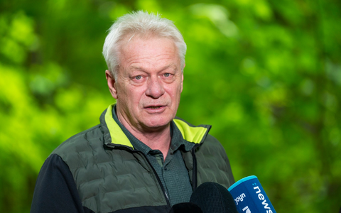 Minister Rainer: «Wald schützen heißt Wald nutzen.» - Foto: Christophe Gateau/dpa