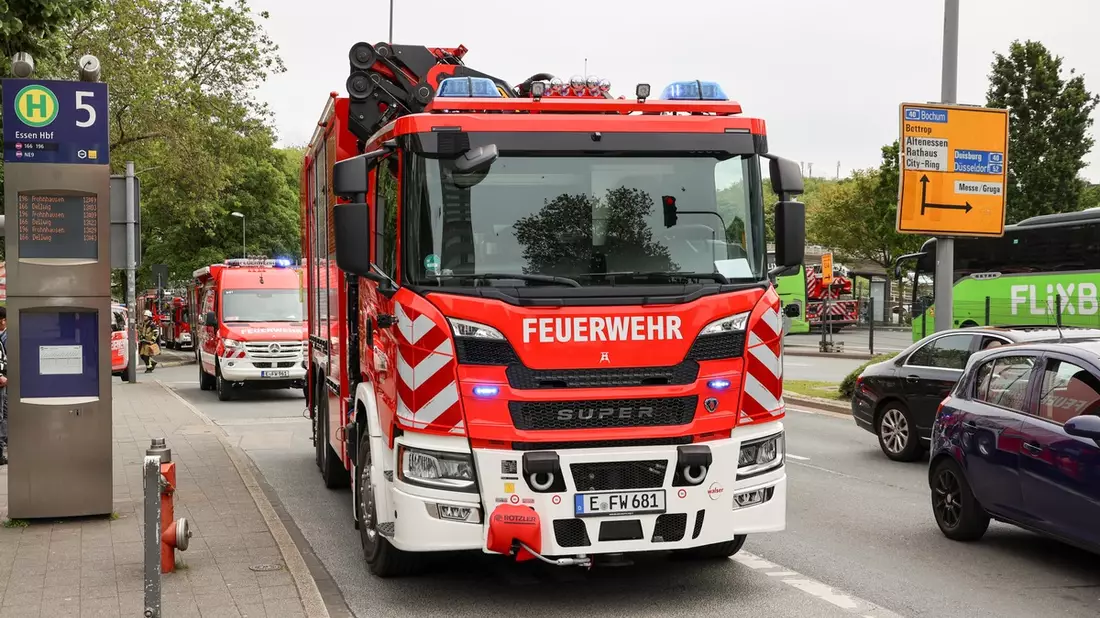 FW-E: Feuerwehr befreit Person aus Zwangslage am Hauptbahnhof - Bild: presseportal.de