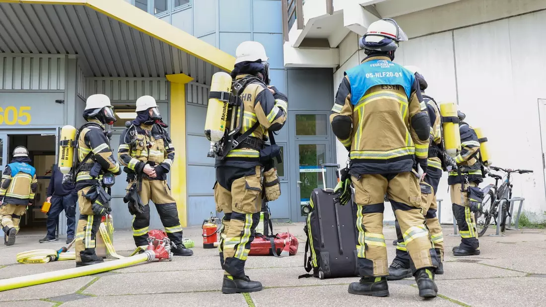 FW-E: Feuer im Labor der Universität - eine verletzte Person - Bild: presseportal.de