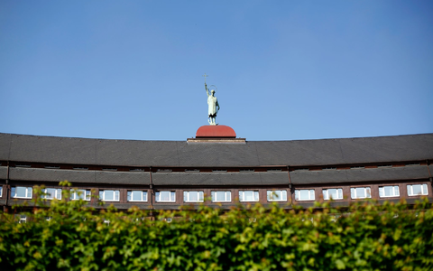 Ein Baby, das in der Helios St. Johannes Klinik behandelt wurde, wird vermisst. (Symbolbild) - Foto: Ina Fassbender/dpa