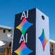 Künstliche Intelligenz steht im Mittelpunkt neuer Google-Angebote. - Foto: Andrej Sokolow/dpa