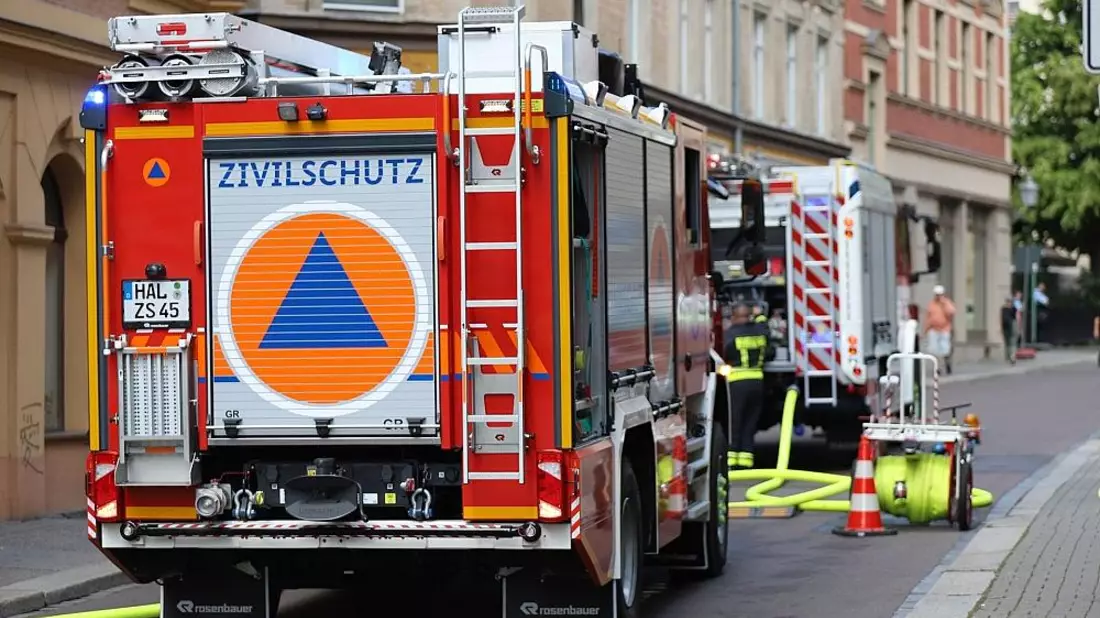 Feuerwehr und Zivilschutz im Einsatz (Archiv) - Bild: via dts Nachrichtenagentur