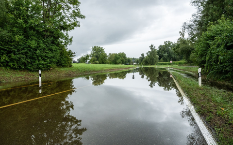 Der Klimawandel macht extreme Wetterereignisse wie Dürren und Überschwemmungen wahrscheinlicher. Das bleibt auch bei den veränderten Szenarien so. - Foto: Silas Stein/dpa