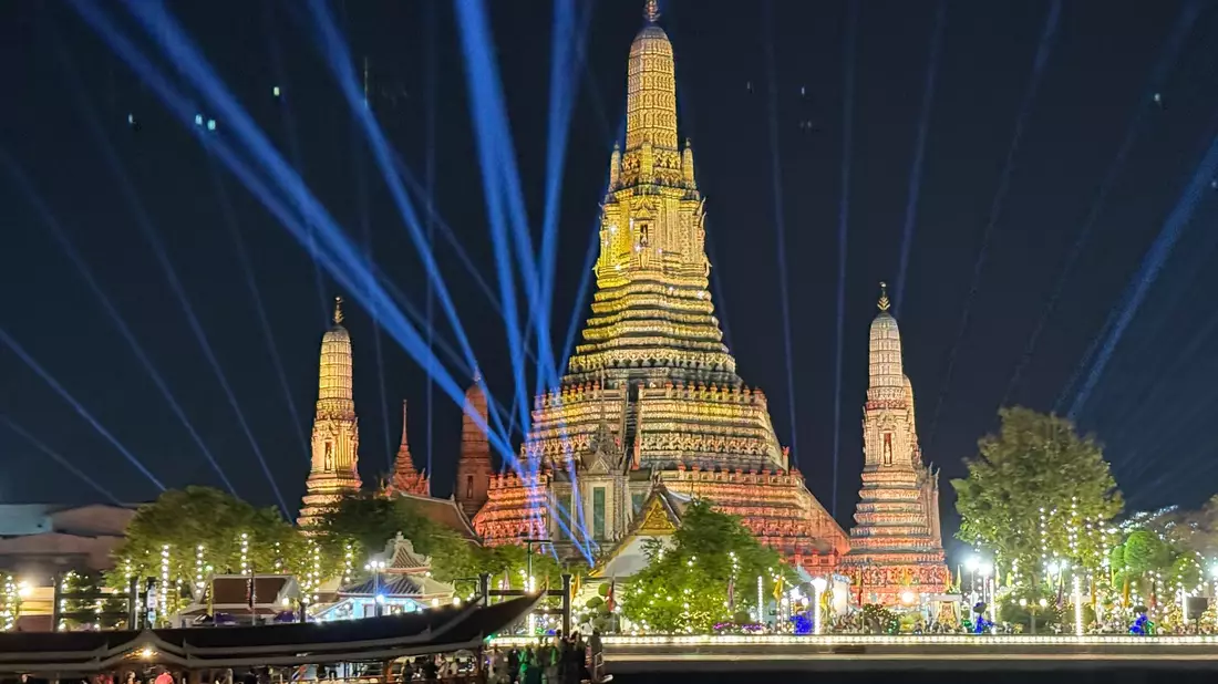 Thailand auch bei Deutschen ist ein beliebtes Reiseland. Jetzt dürfen Touristen nur noch maximal 30 Tage visafrei einreisen. (Archivbild) - Bild: Carola Frentzen/dpa