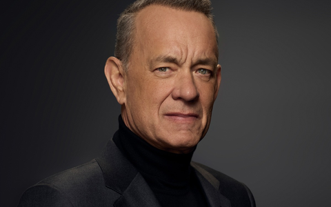 Tom Hanks erzählt die Geschichte des Zweiten Weltkriegs: Neue umfassende Doku-Serie des HISTORY Channels startet am 26. Mai im deutschsprachigen Raum - Foto: presseportal.de