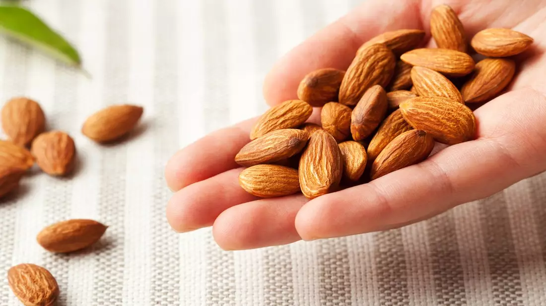 Aktuelle Studie: Mandelkonsum verbessert die Ernährung - Bild: presseportal.de