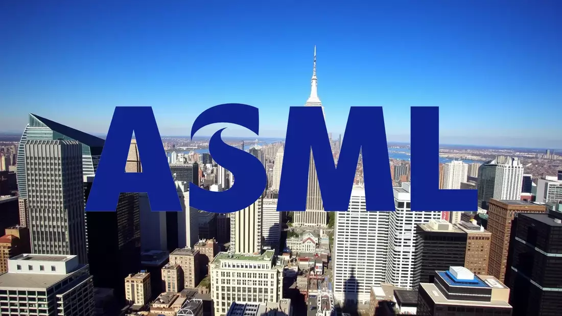 ASML Launches High-NA EUV Into Commercial Production as UBS Lifts Target to €1,900 - Bild: über boerse-global.de