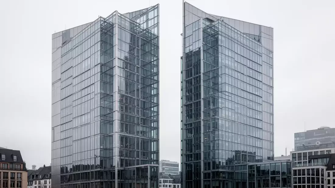 Commerzbank Aktie: Aktionäre gegen den Tausch - Bild: über boerse-global.de