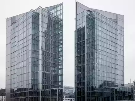 Commerzbank Aktie: Aktionäre gegen den Tausch - Foto: über boerse-global.de