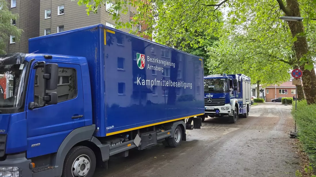 FW Datteln: 6 bezünderte Kampfmittel fordern alle verfügbaren Einsatzkräfte der Stadt Datteln - Bild: presseportal.de