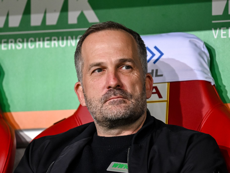 Manuel Baum wird den FC Augsburg auch künftig als Trainer betreuen. (Archivbild) - Foto: Harry Langer/dpa