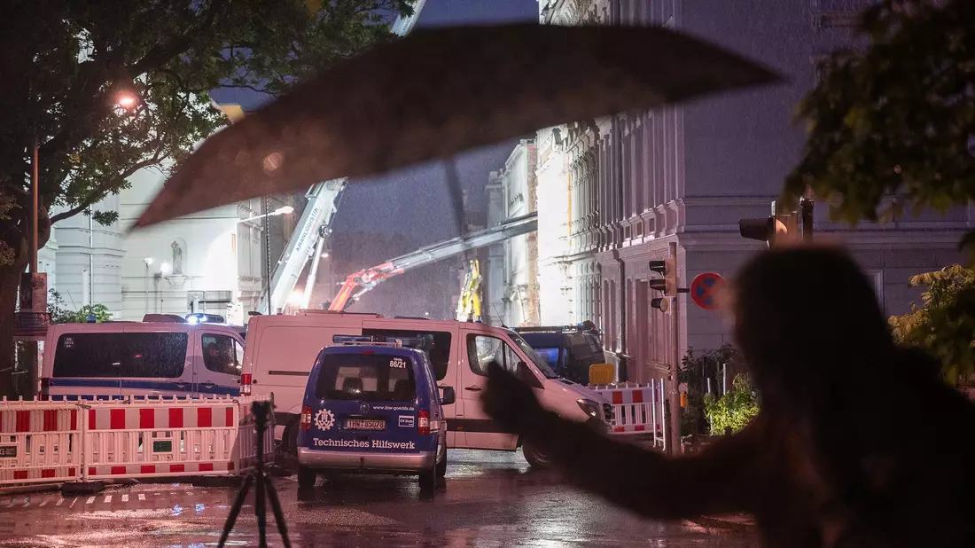 Am Abend begann es derweil in Görlitz zu regnen. - Bild: Paul Glaser/dpa