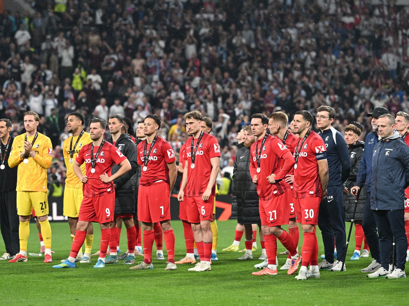 Dem SC Freiburg blieb die Körnung einer famosen Europa-League-Saison verwehrt. - Foto: Robert Michael/dpa