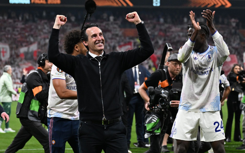 Villa-Trainer Trainer Unai Emery wurde von den internationalen Medien gefeiert.  - Foto: Mustafa Alkac/dpa