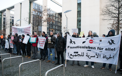 Über den Familiennachzug für Geflüchtete wird seit Jahren gestritten. (Archivfoto) - Foto: Bernd von Jutrczenka/dpa