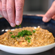 Vegetarische Linsensuppe im Betriebsrestaurant von Apetito - dieses Gericht wird oft in Kindergärten gegessen. - Foto: Wolf von Dewitz/dpa