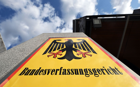 Das Bundesverfassungsgericht prüft auf Antrag, ob bestimmte Regelungen mit dem Grundgesetz vereinbar sind. (Archivbild) - Foto: Uli Deck/dpa