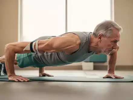 Krafttraining 2026: Weniger ist oft mehr - Foto: über boerse-global.de