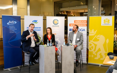 Parlamentarisches Frühstück zur Tierhaltungskennzeichnung / Verbändeallianz im Gespräch mit Albert Stegemann MdB (CDU) und Jens Behrens MdB (SPD) - Foto: presseportal.de