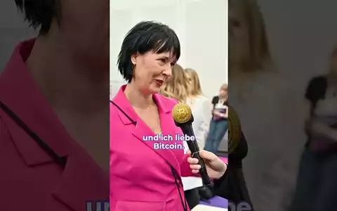 Invest-Umfrage: Wie investiert Karina? - Foto: inside-wirtschaft.de