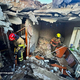 Immer wieder schlagen russische Bomben und Drohnen in ukrainischen Städten ein.  - Foto: Uncredited/Ukrainian Emergency Service/dpa
