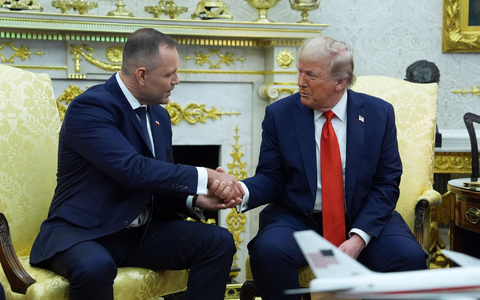 Trump und Nawrocki verstanden sich beim Treffen gut (Archivbild). - Foto: Evan Vucci/AP/dpa