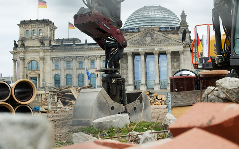 Die große Mehrheit glaubt nicht, dass die Bundesregierung es schafft, wie geplant bis zum Sommer Reformen bei Steuern, Arbeitsmarkt und Rente vorzulegen. (Symbolbild) - Foto: Joerg Carstensen/dpa