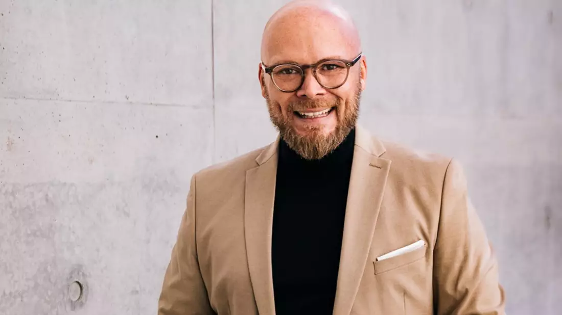 Bayerns Digitalminister Fabian Mehring (FREIE WÄHLER) spricht im DUP-Videocast über KI, Produktivität und Deutschlands Zukunft: Wir brauchen wieder eine neue Wirtschaftswunder-Mentalität - Bild: presseportal.de
