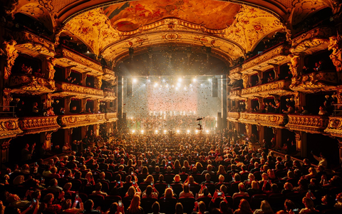 Einzigartige Orchester-Shows mit Kontra K und Calum Scott / Channel Aid 2026 verwandelt Hamburg in eine musikalische Bühne für den guten Zweck - Foto: presseportal.de