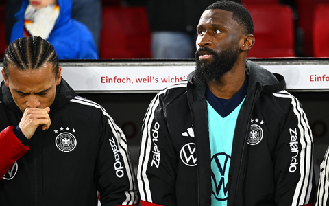 Leroy Sané (l) und Antonio Rüdiger - auch Joachim Löw hätte sie nominiert. (Archivbild) - Foto: Tom Weller/dpa