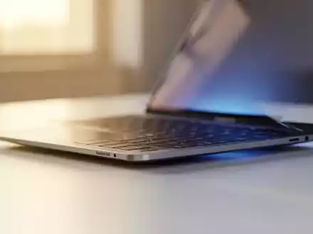 MacBook Air M5: Apples neues Effizienz-Wunder im Test - Foto: über boerse-global.de