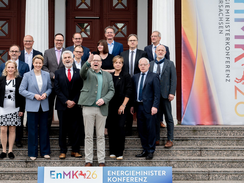 Die Energieminister der Länder senden geschlossen ein Signal nach Berlin: Sie sind für eine konsequente Umsetzung der Energiewende. - Foto: Hauke-Christian Dittrich/dpa