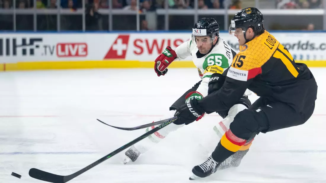 Die deutsche Eishockey-Nationalmannschaft gewinnt erstmals bei der WM in der Schweiz. - Bild: Claudio Thoma/KEYSTONE/dpa
