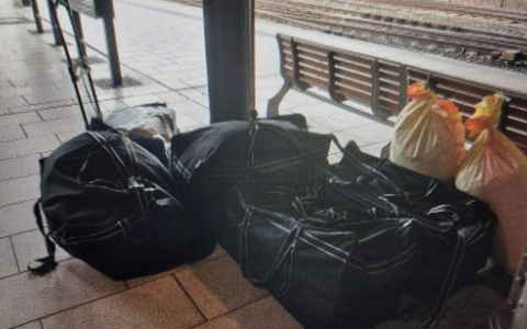 BPOL-HH: Hamburg Hauptbahnhof: Sieben abgestellte Gegenstände verursachen umfangreichen Einsatz der Bundespolizei - Foto: presseportal.de