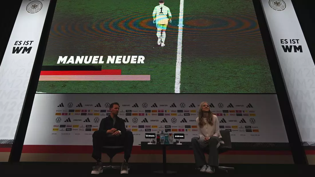 Manuel Neuer wurde von Julian Nagelsmann für die WM nominiert. - Bild: Federico Gambarini/dpa