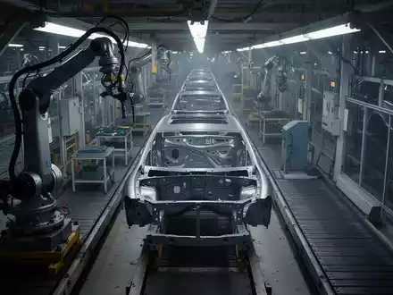 Mercedes-Benz: Arbeitsplatz-Sicherheit gegen Gehaltsverzicht - Foto: über boerse-global.de