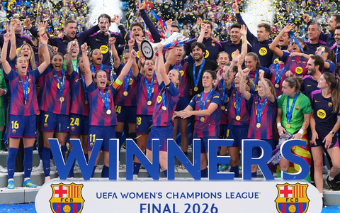 Barcelona Frauen feiern ihren Champions-League-Erfolg in Oslo. - Foto: Kirsty Wigglesworth/AP/dpa