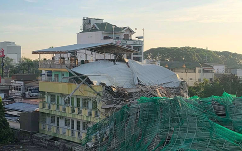 Das eingestürzte Gebäude hat sich noch im Bau befunden. - Foto: -/Informationsbüro von Angeles City/XinHua/dpa