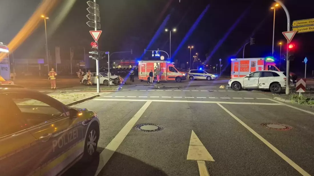 POL-HI: Schwerer Verkehrsunfall nach Ampelmissachtung - Bild: presseportal.de