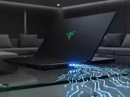 Razer Blade 18: Desktop-Ersatz mit KI-Power und Thunderbolt 5 - Foto: über boerse-global.de