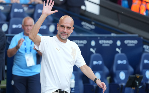 Nach zehn Jahren verabschiedete sich Trainer Pep Guardiola bei Manchester City. - Foto: Alastair Grant/AP/dpa