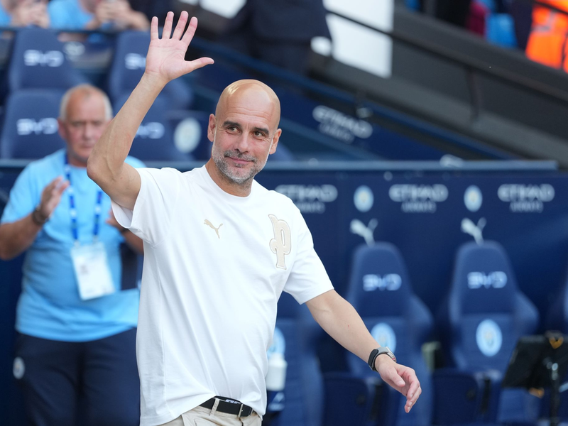 Nach zehn Jahren verabschiedete sich Trainer Pep Guardiola bei Manchester City. - Foto: Alastair Grant/AP/dpa