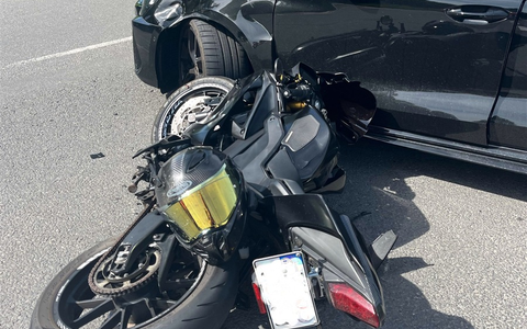 POL-GM: Unfall im Einmündungsbereich - Foto: presseportal.de