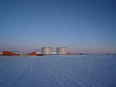 Monatelange Isolation kann Konflikte in Gruppen verstärken, zeigt eine Studie aus der Antarktis. - Foto: Jessica Studer/EurekAlert/dpa