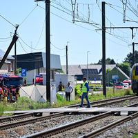 Der Unfall ereignete sich Medienberichten zufolge gegen 08.15 Uhr. - Foto: Dirk Waem/Belga/dpa