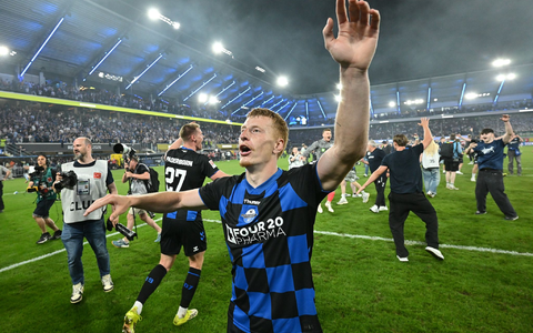 Laurin Curda hat Grund zur Freude. - Foto: Swen Pförtner/dpa