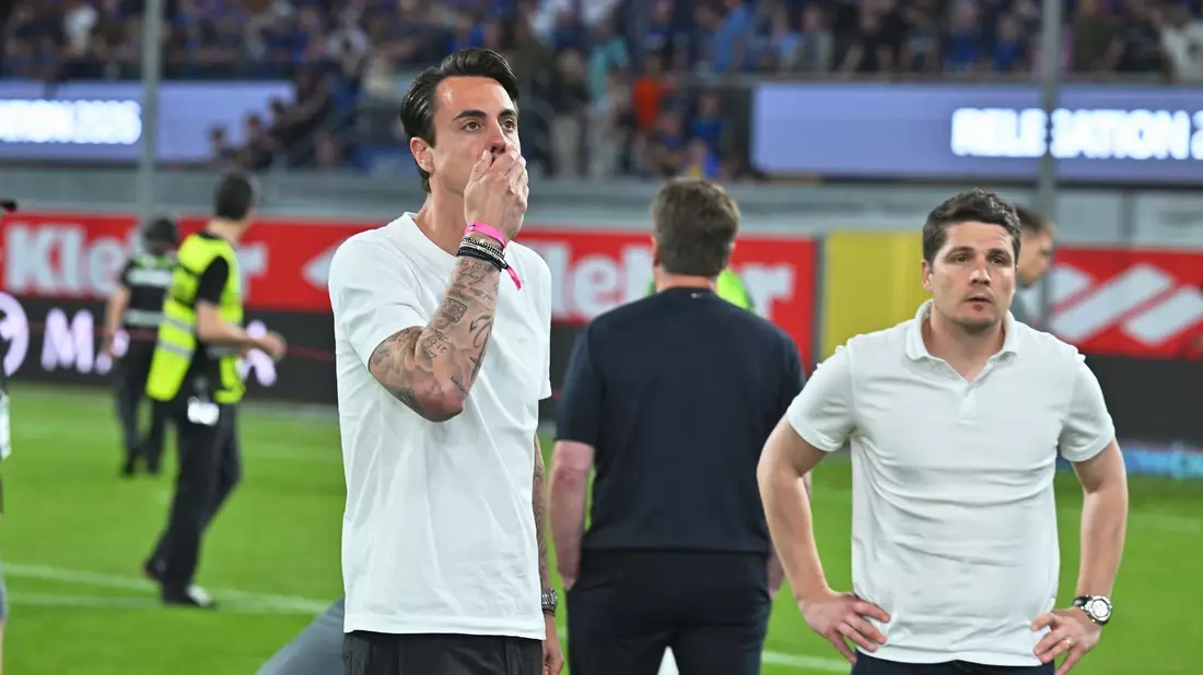 Den VfL-Verantwortlichen um Diego Benaglio und Pirmin Schwegler steht viel Arbeit bevor. - Bild: Swen Pförtner/dpa