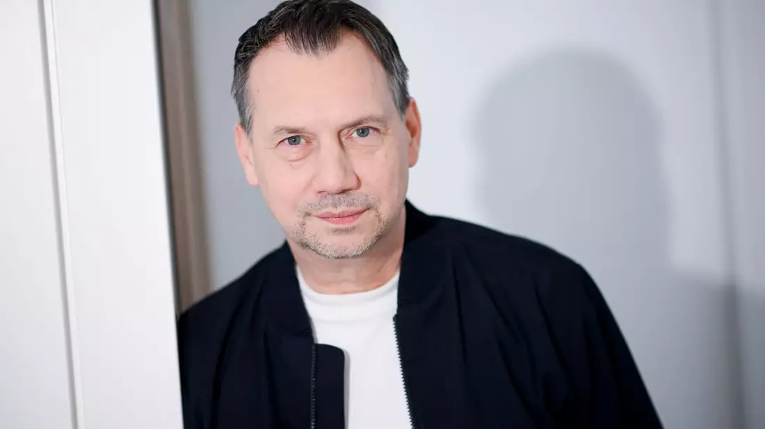 Fitzeks «Der Nachbar» war nach Angaben von Media Control das meistverkaufte gebundene Buch des Jahres 2025. (Archivbild) - Bild: Britta Pedersen/dpa